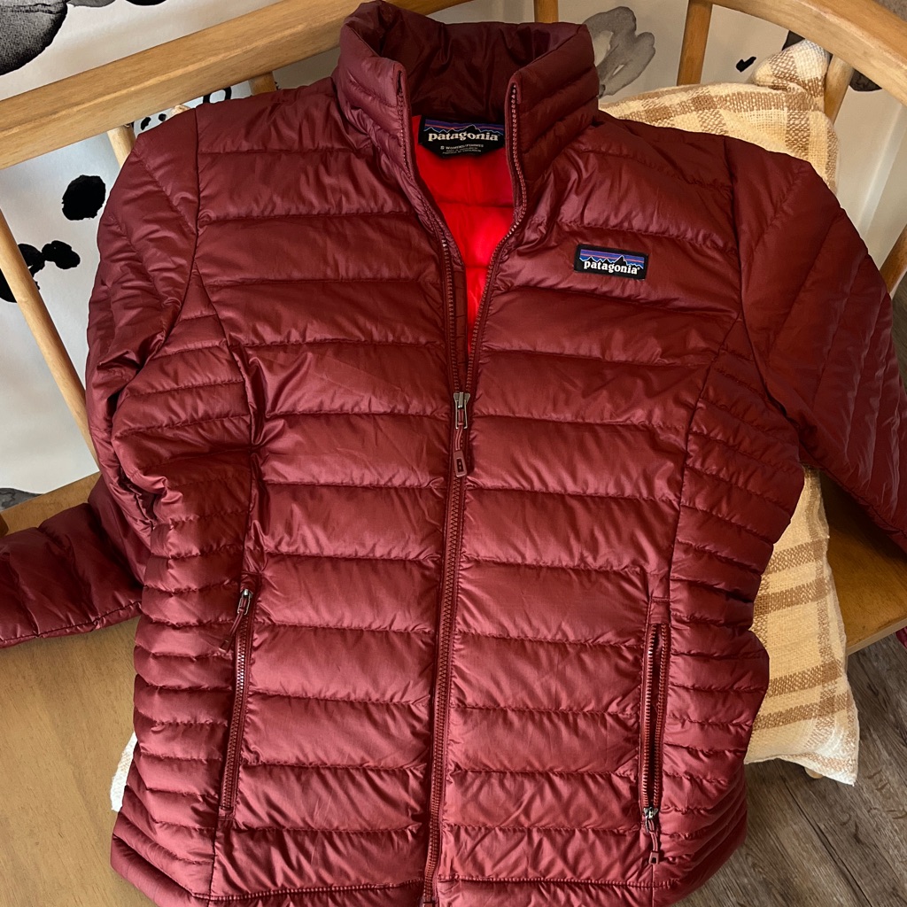 Patagonia Women's Burnt/Rust Red Puffer Coat